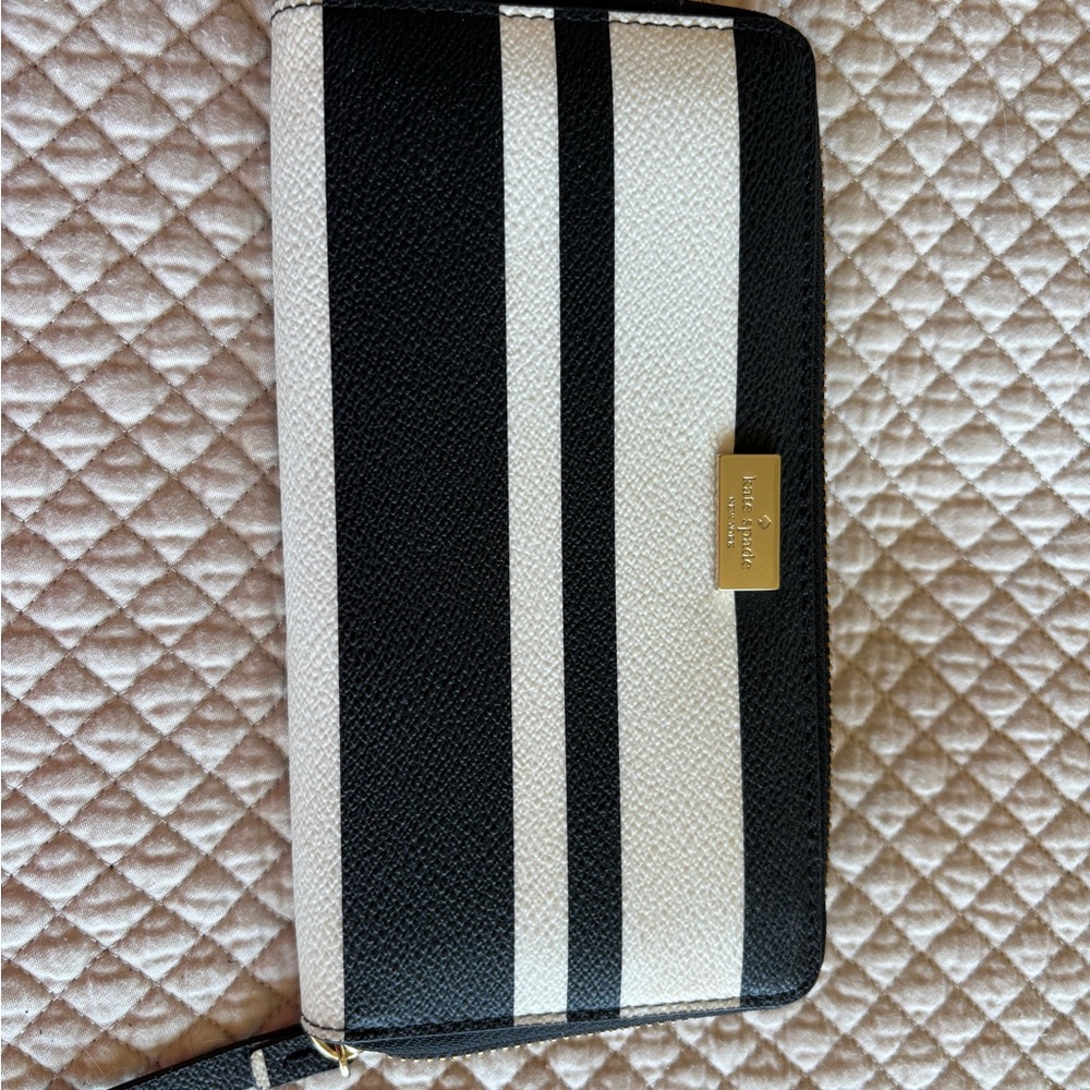 Kate Spade Black and White Striped Key Card Holder